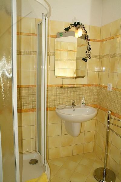 Penzion A Restaurace U Mamy Hotel Frydek-Mistek Phòng bức ảnh